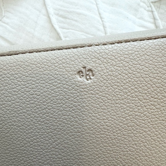 Ela Belt Handbag / Jillian Harris exclusive - color Dove - Picture 11 of 12